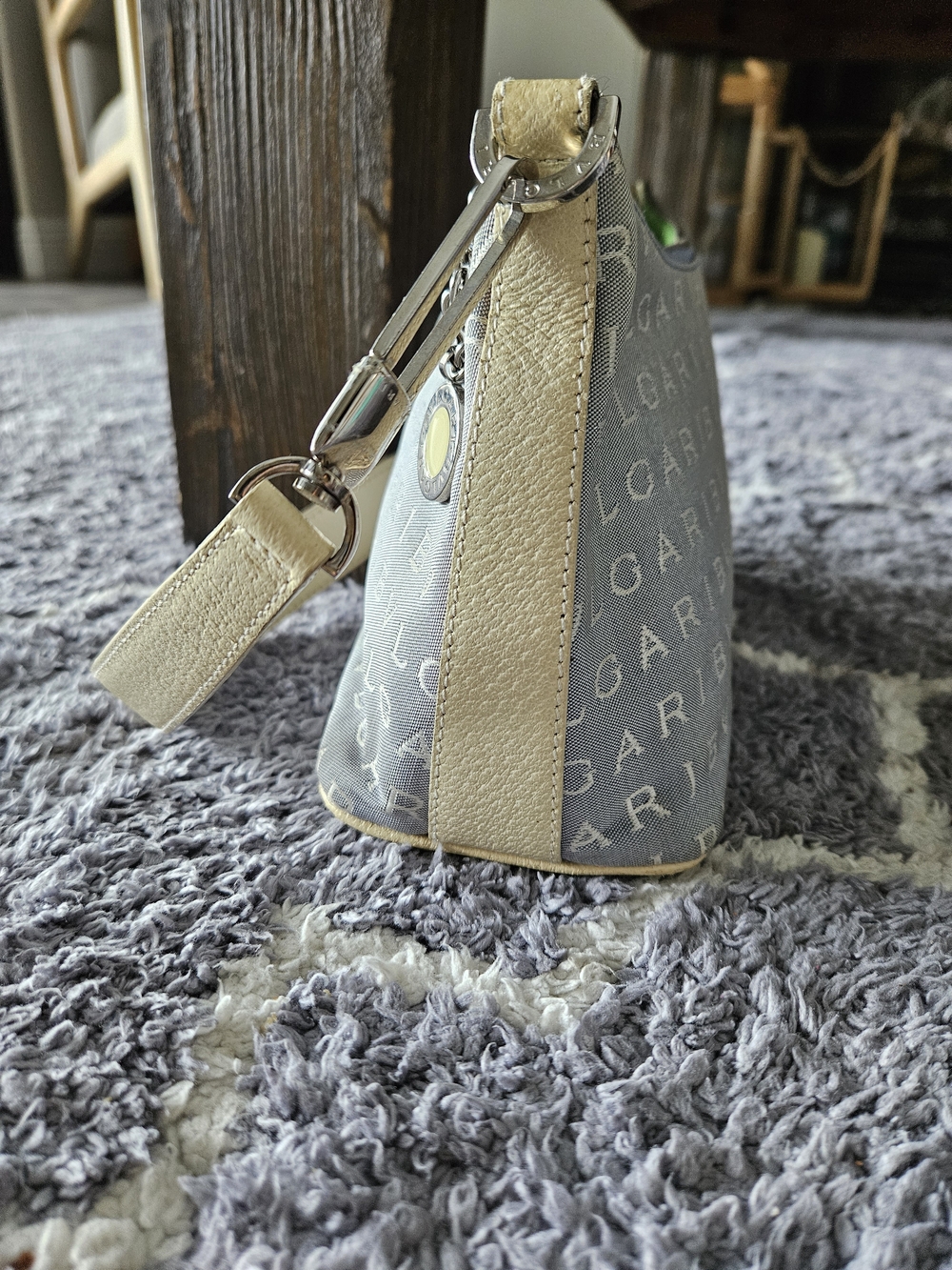 Bvlgari Blue Logo Shoulder Bag - Picture 4 of 9